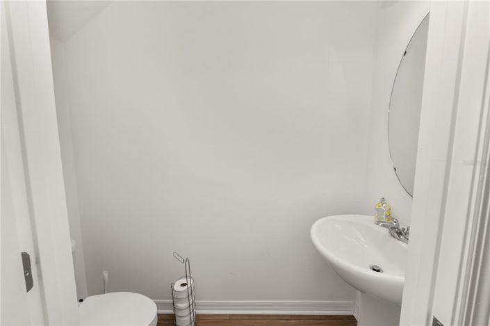 Image No.13-3 Bed Townhouse for sale