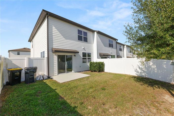 Image No.26-3 Bed Townhouse for sale