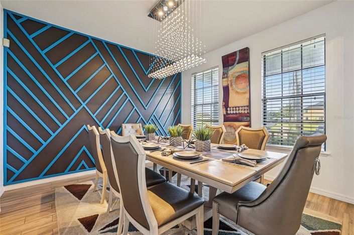 Image No.15-5 Bed Property for sale