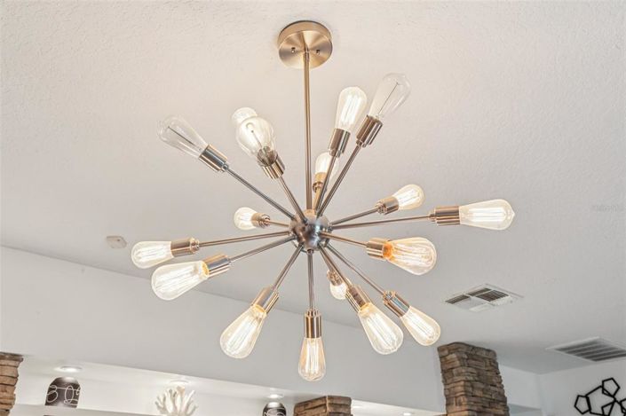 Image No.37-5 Bed Property for sale