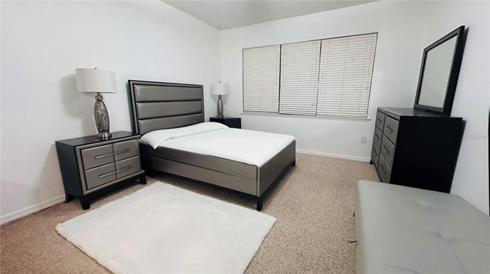 Image No.46-5 Bed Property for sale