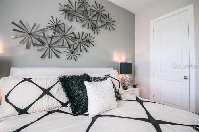 Image No.13-4 Bed Townhouse for sale