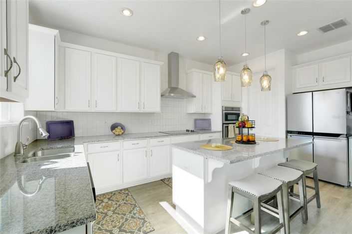 Image No.15-4 Bed Property for sale