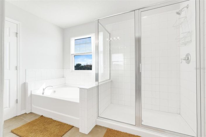 Image No.23-4 Bed Property for sale