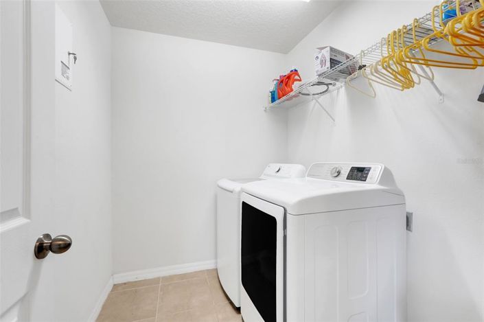 Image No.28-4 Bed Property for sale