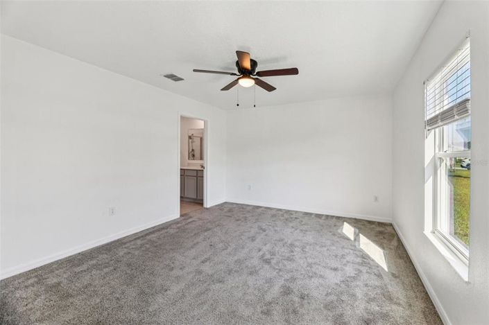 Image No.11-3 Bed Property for sale