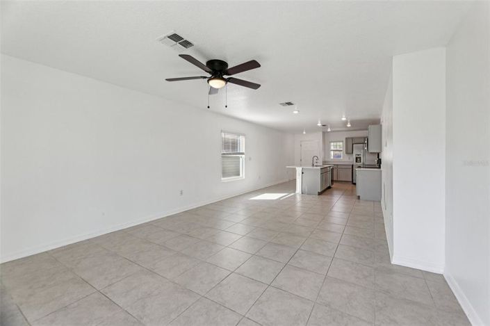 Image No.3-3 Bed Property for sale