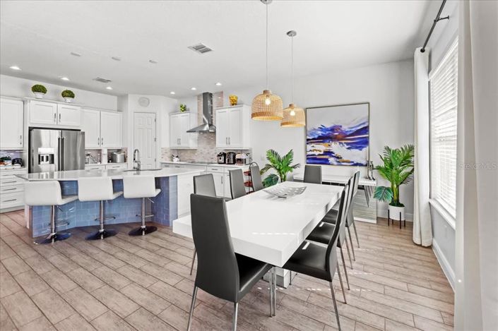 Image No.22-4 Bed Property for sale