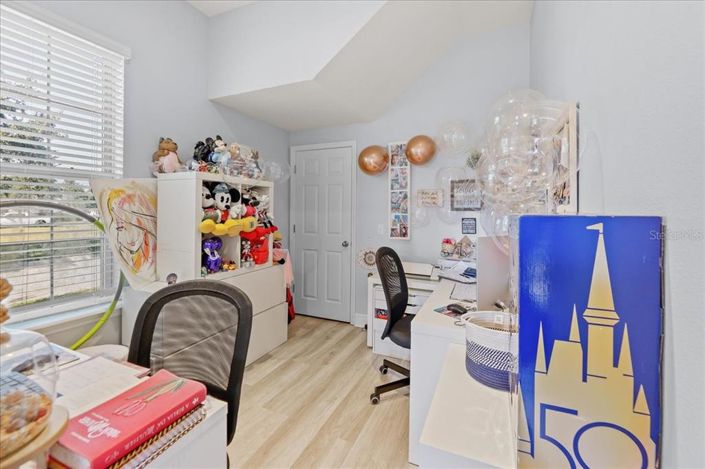 Image No.27-4 Bed Property for sale