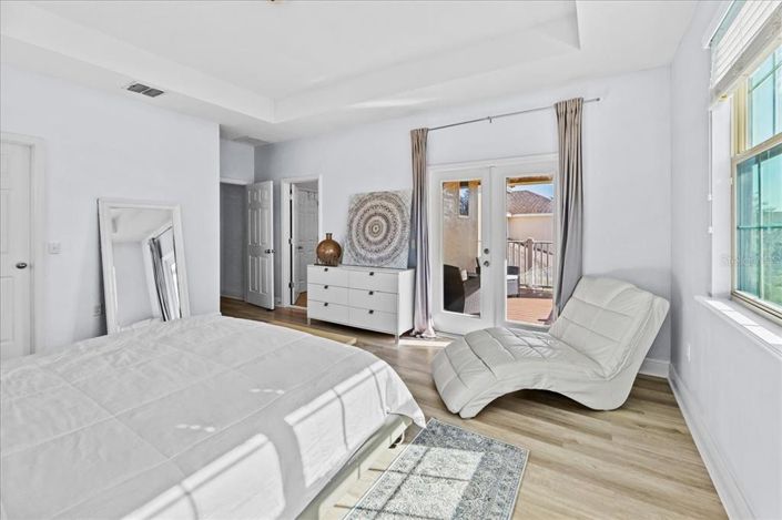 Image No.30-4 Bed Property for sale