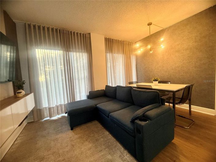 Image No.11-2 Bed Property for sale