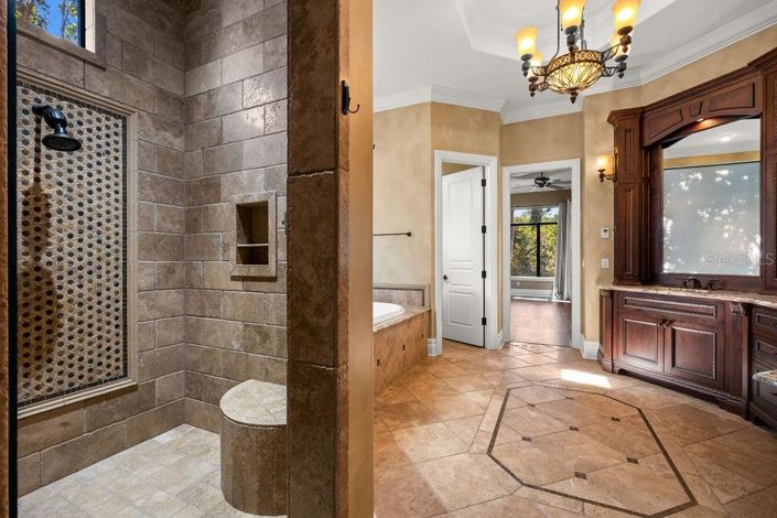 Image No.24-4 Bed Property for sale