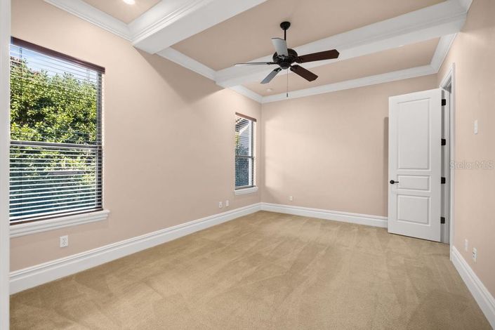 Image No.30-4 Bed Property for sale