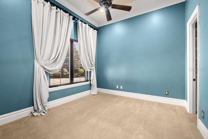 Image No.33-4 Bed Property for sale