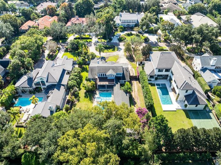 Image No.36-5 Bed Property for sale