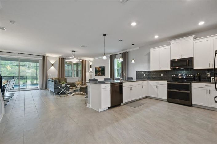 Image No.11-Propriété de 8 chambres à vendre à Kissimmee