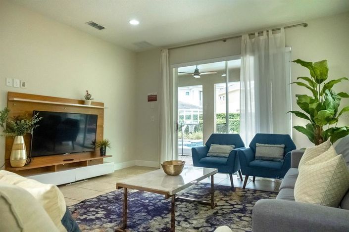 Image No.12-Propriété de 8 chambres à vendre à Kissimmee