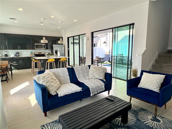 Image No.14-Propriété de 4 chambres à vendre à Davenport