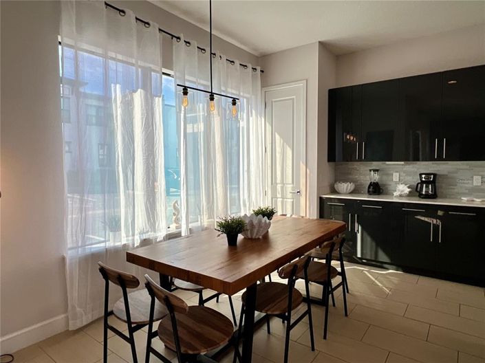 Image No.6-Propriété de 4 chambres à vendre à Davenport