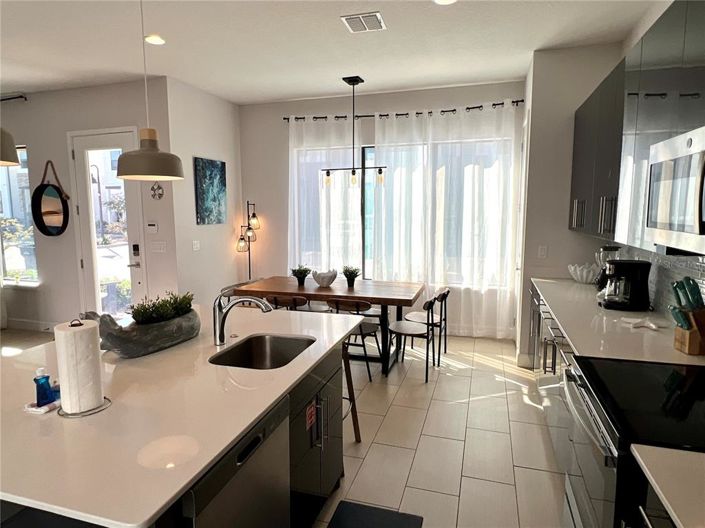 Image No.9-Propriété de 4 chambres à vendre à Davenport