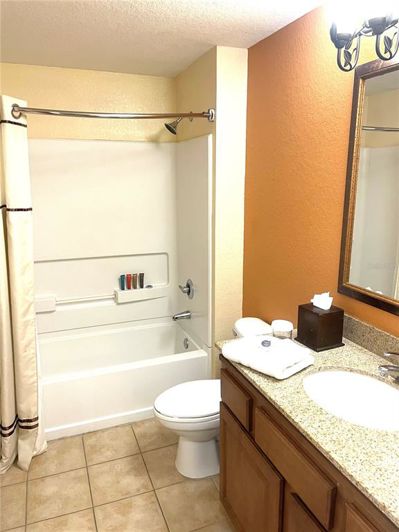 Image No.27-2 Bed Property for sale