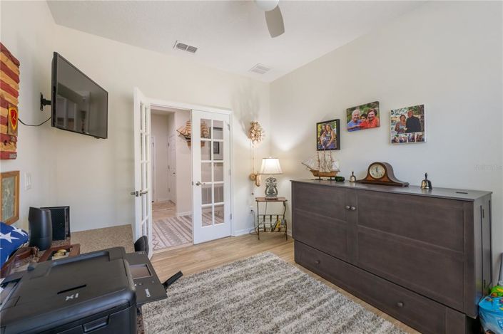 Image No.24-2 Bed Property for sale