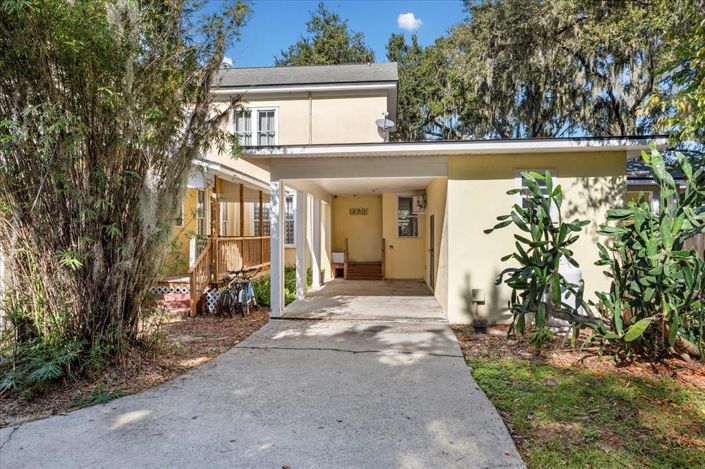 Image No.14-6 Bed Property for sale