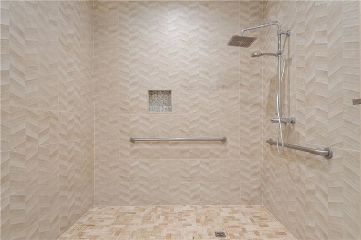 Image No.34-4 Bed Townhouse for sale