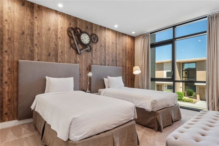 Image No.43-4 Bed Townhouse for sale