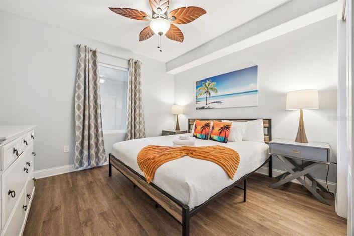 Image No.20-2 Bed Property for sale