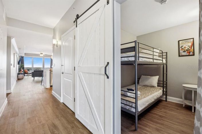 Image No.25-2 Bed Property for sale