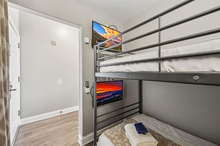 Image No.26-2 Bed Property for sale