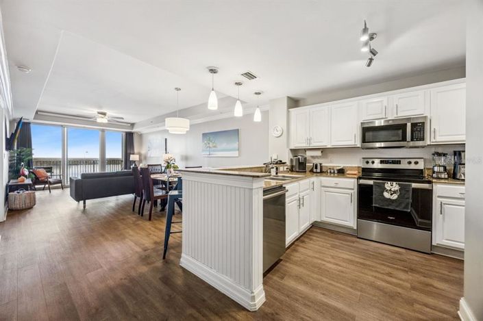 Image No.9-2 Bed Property for sale