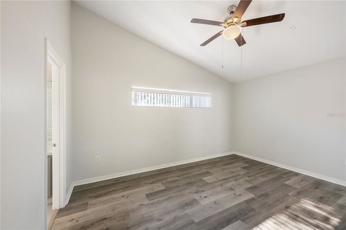 Image No.13-3 Bed Property for sale