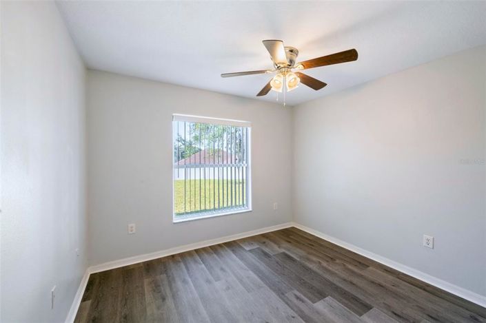 Image No.19-3 Bed Property for sale