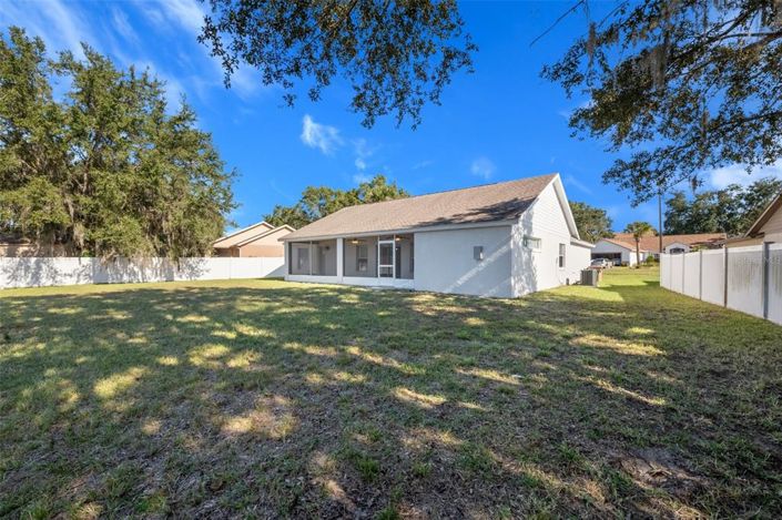 Image No.30-3 Bed Property for sale