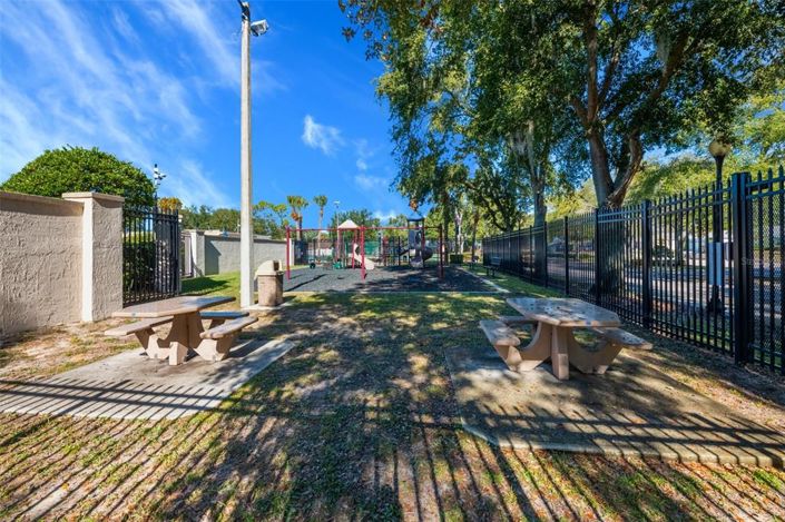 Image No.36-3 Bed Property for sale