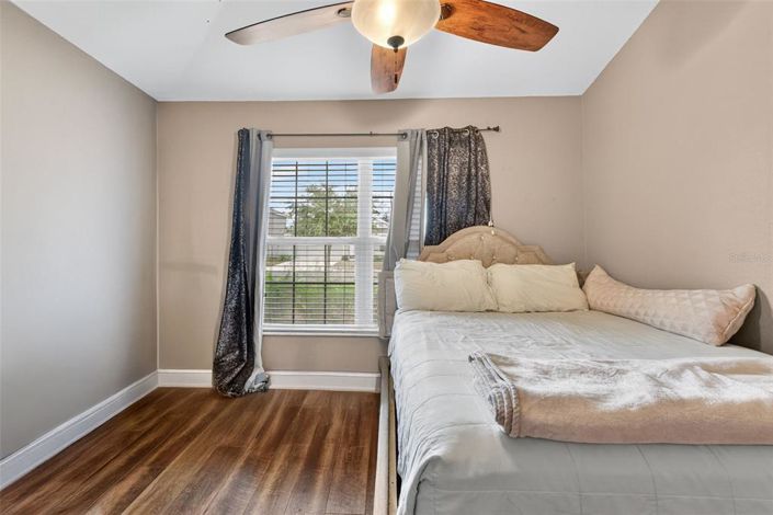 Image No.27-4 Bed Property for sale