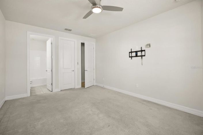 Image No.18-3 Bed Property for sale