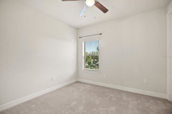 Image No.25-3 Bed Property for sale