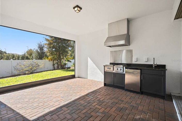 Image No.28-3 Bed Property for sale