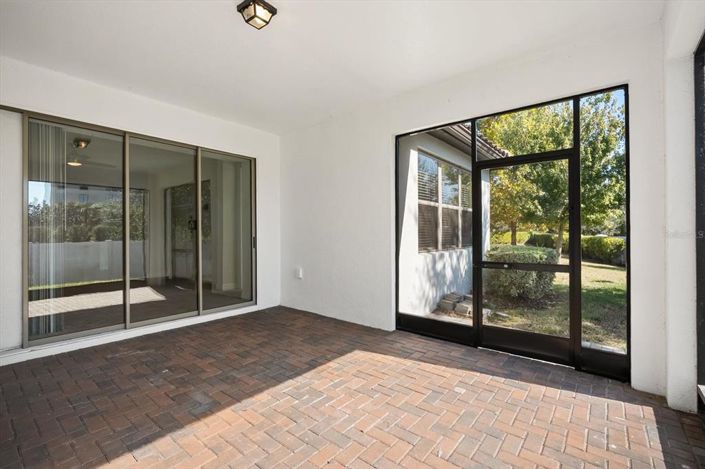 Image No.29-3 Bed Property for sale