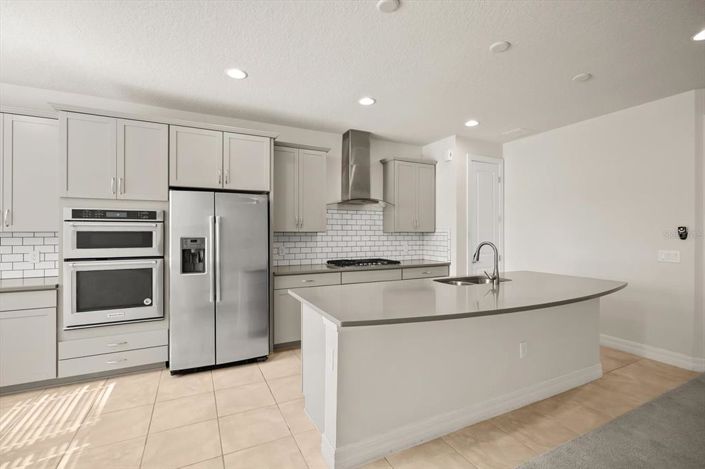 Image No.9-3 Bed Property for sale