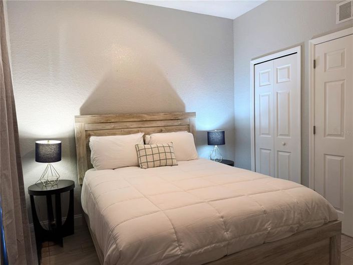 Image No.10-4 Bed Townhouse for sale