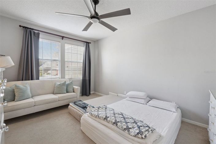 Image No.16-4 Bed Townhouse for sale