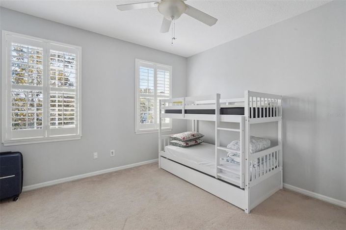 Image No.18-4 Bed Townhouse for sale