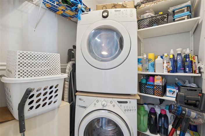 Image No.26-4 Bed Townhouse for sale