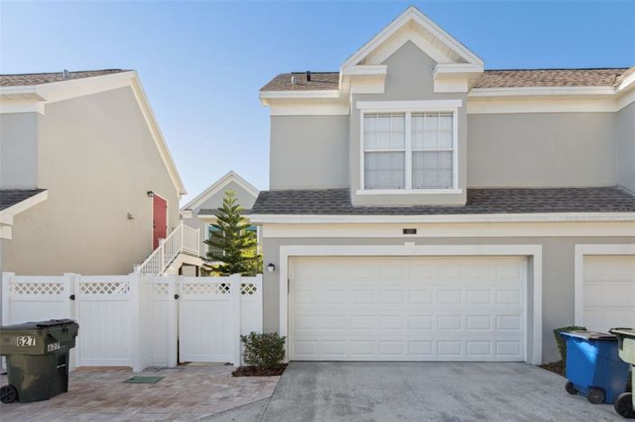 Image No.33-4 Bed Townhouse for sale