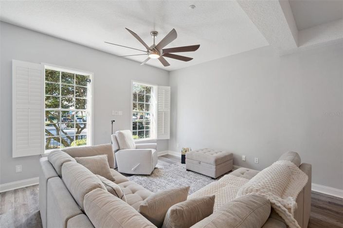 Image No.5-4 Bed Townhouse for sale