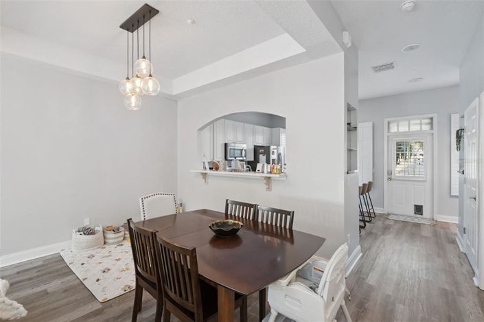 Image No.7-4 Bed Townhouse for sale